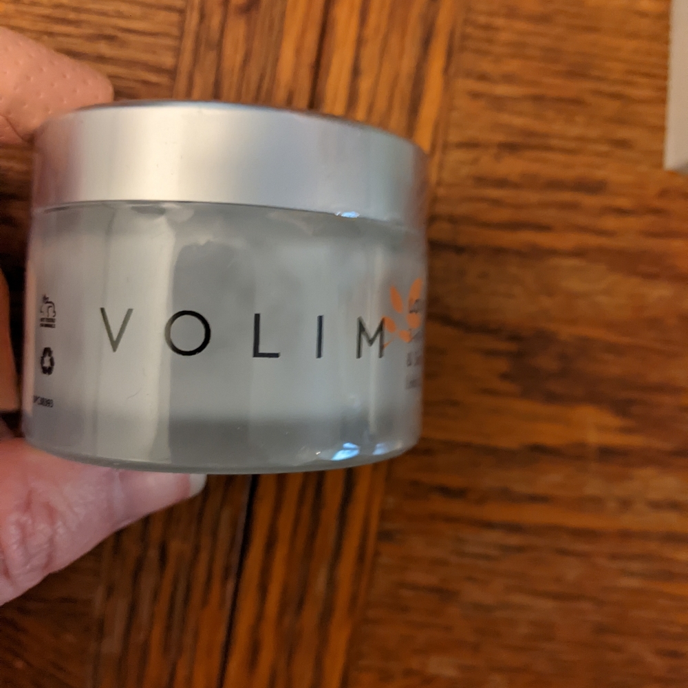 Volume Love Scrub